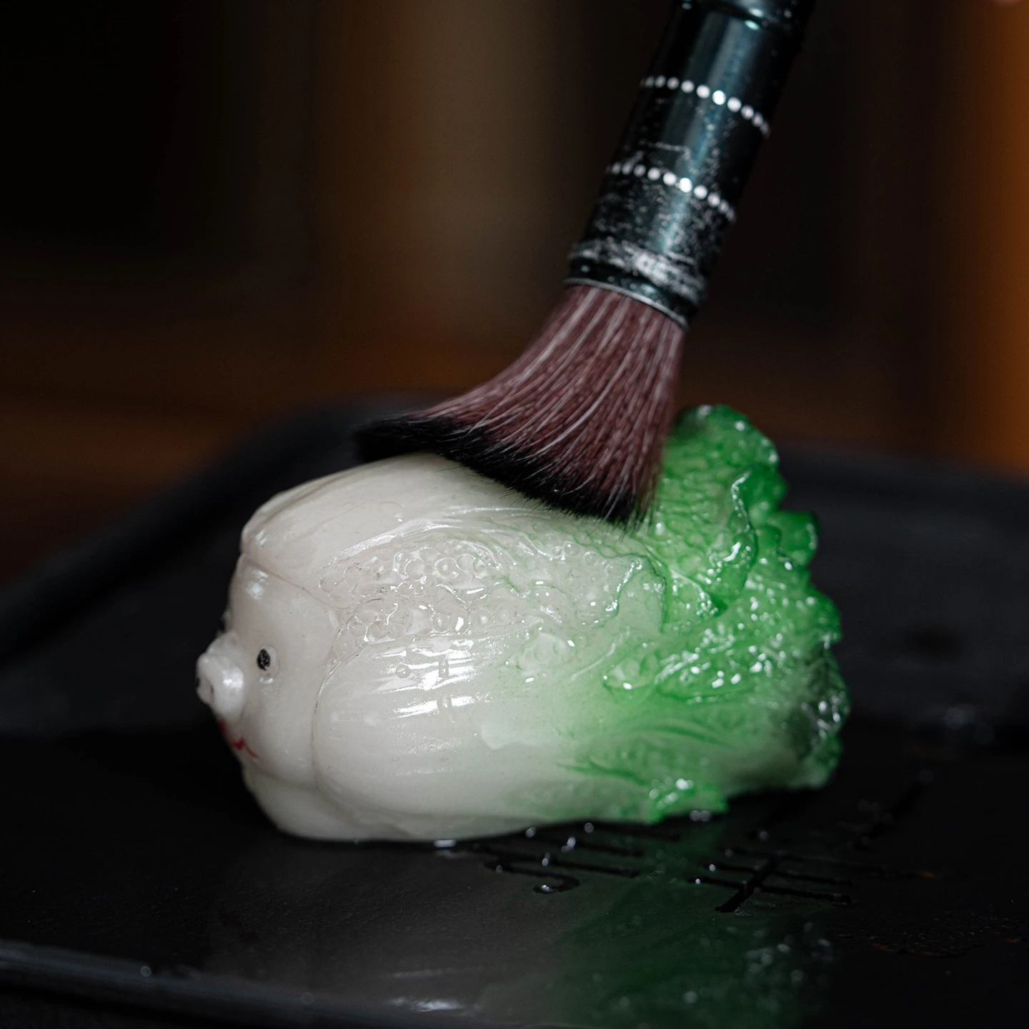 Color-Changing "Fortune Cabbage" Tea Pet | Lucky Resin Ornament for Wealth & Success