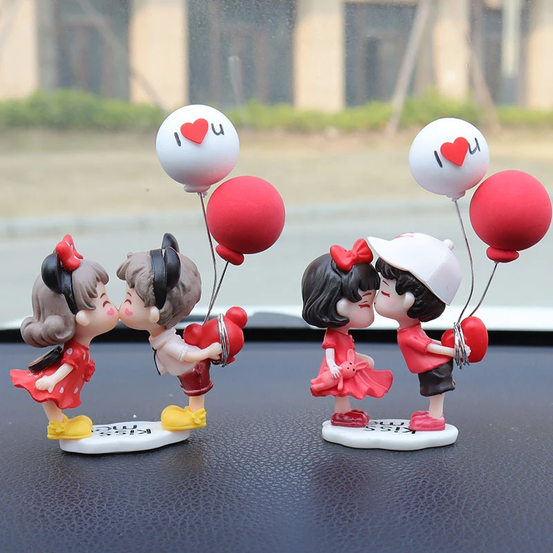 Trendy 3D "Douyin Style" Car Couple Ornament – Cute Anime Aesthetic Center Console & Dashboard Decoration for Girls