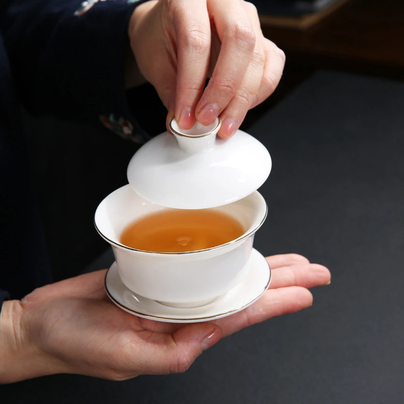 Pure Harmony Dehua Covered Bowl Set – Mutton Fat Jade Porcelain 3-Piece Gold-Painted Gaiwan